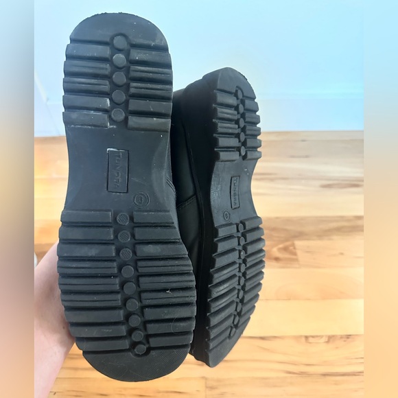 Tundra Christy Black Faux Fur Boots - Picture 5 of 7